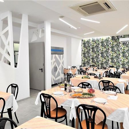 Hotel Madrid Rimini Eksteriør billede