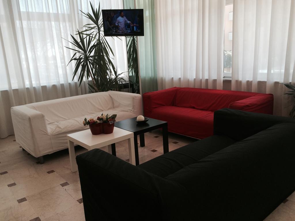 Hotel Madrid Rimini Eksteriør billede