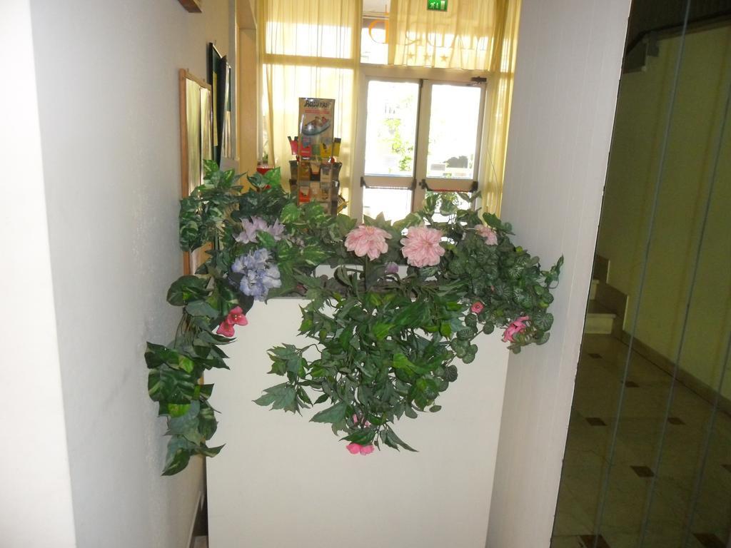 Hotel Madrid Rimini Værelse billede