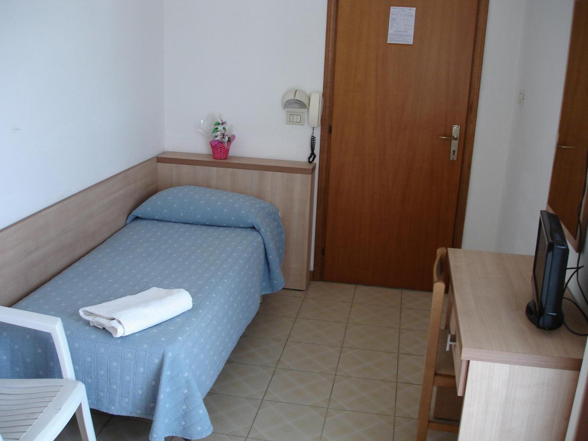 Hotel Madrid Rimini Eksteriør billede