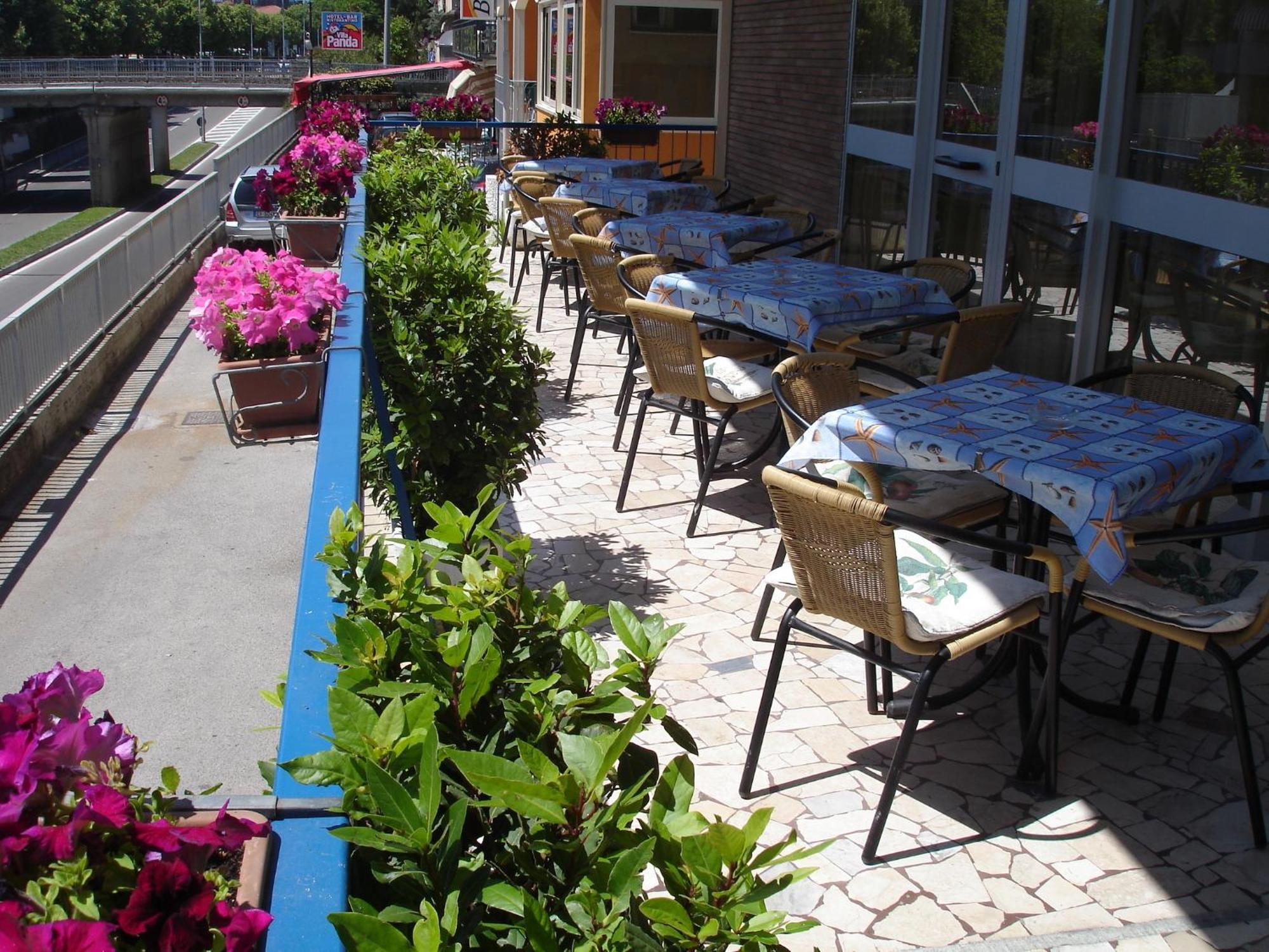 Hotel Madrid Rimini Eksteriør billede